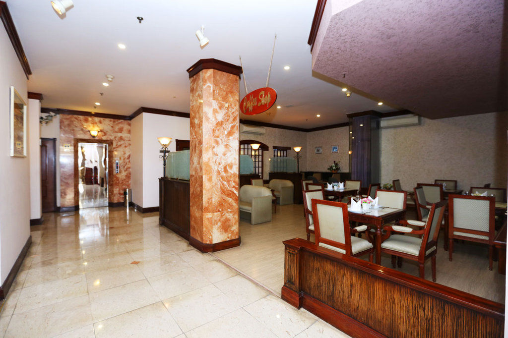 Lotus Saigon Hotel Хошимин Экстерьер фото